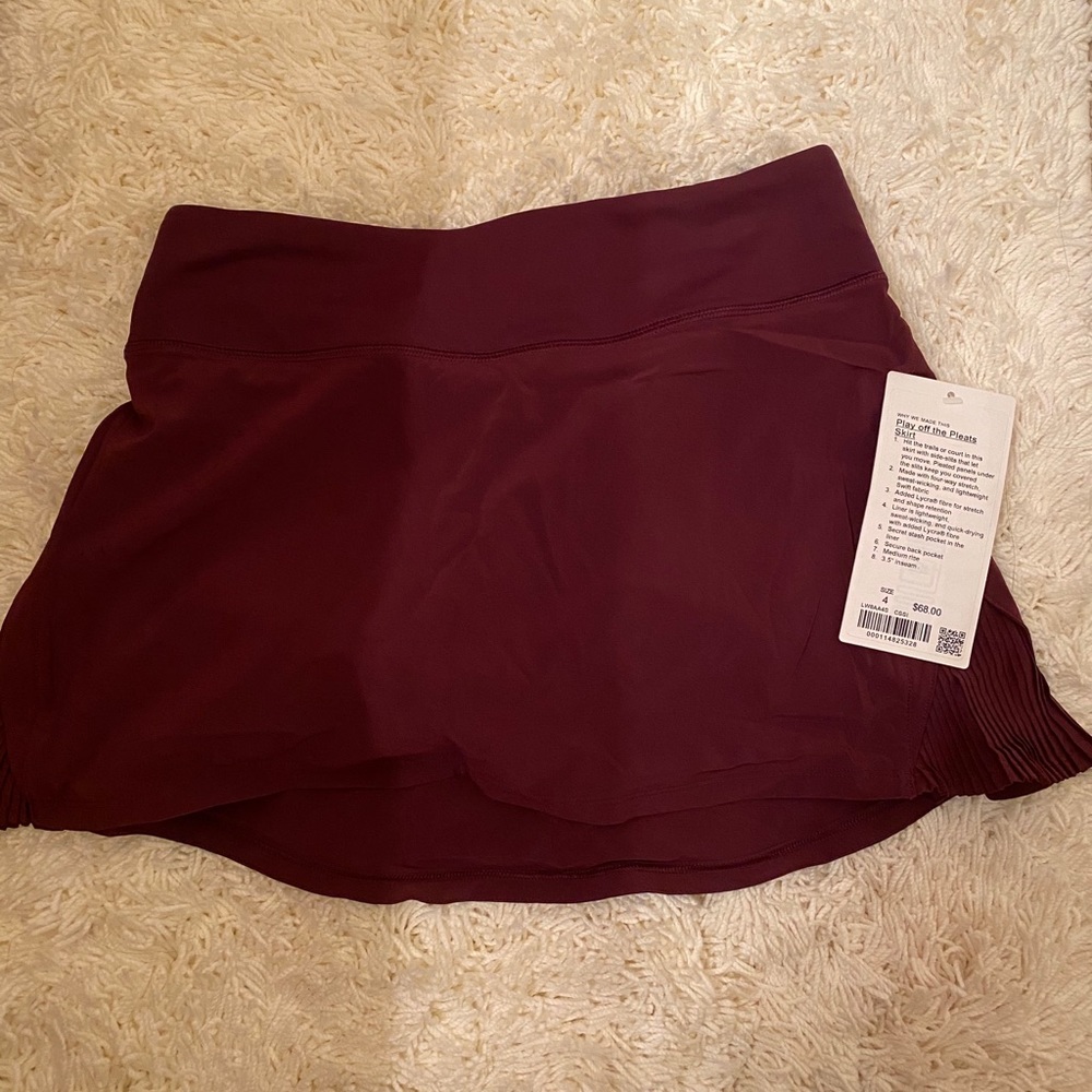 NWT LULULEMON SKIRT
